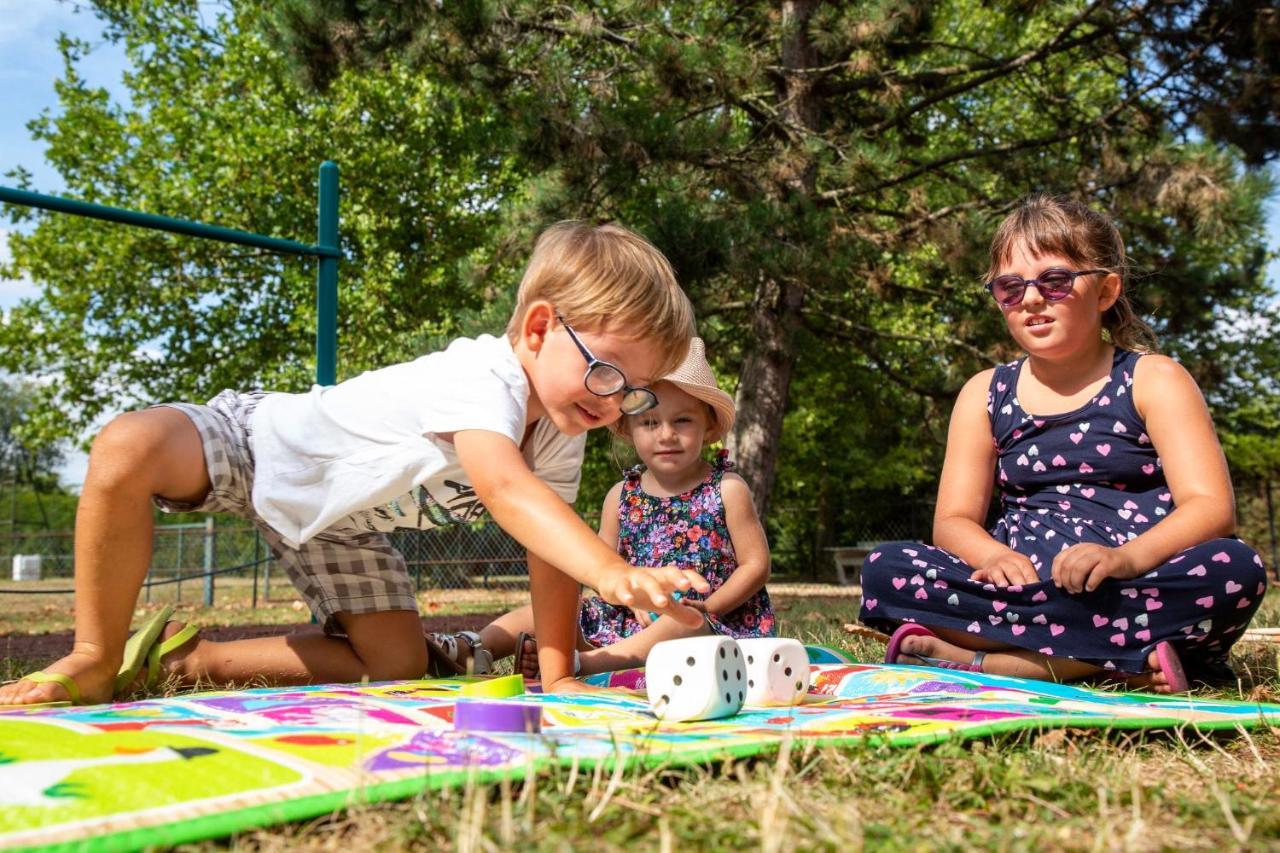 Camping De Chalons en Champagne Luaran gambar